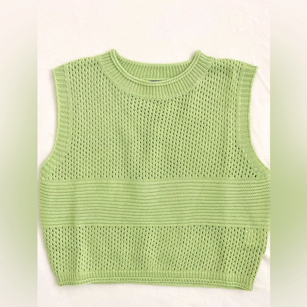 Crochet Knit Light Green Cropped Tank - Picture 2 of 6